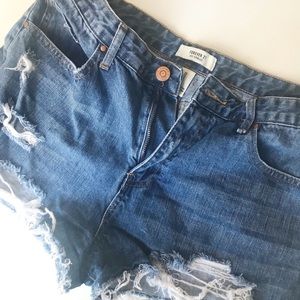 Forever 21 sz 28 frayed cutoff jean shorts